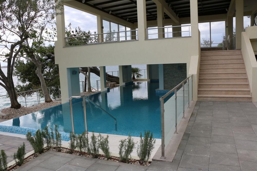 Hotel Vila 4M Ražanac Extérieur photo