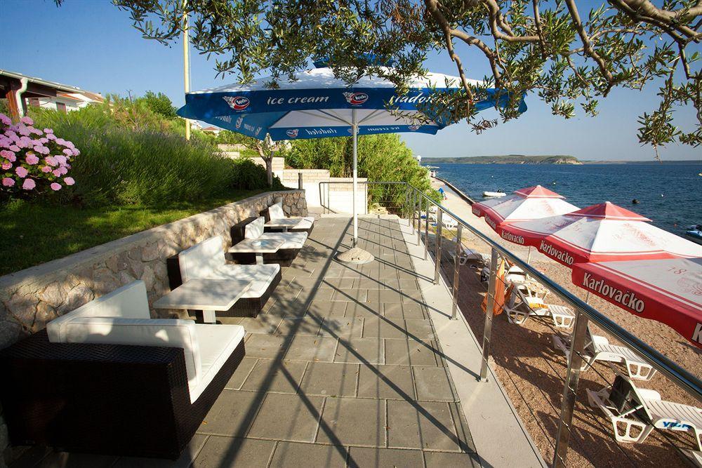 Hotel Vila 4M Ražanac Extérieur photo
